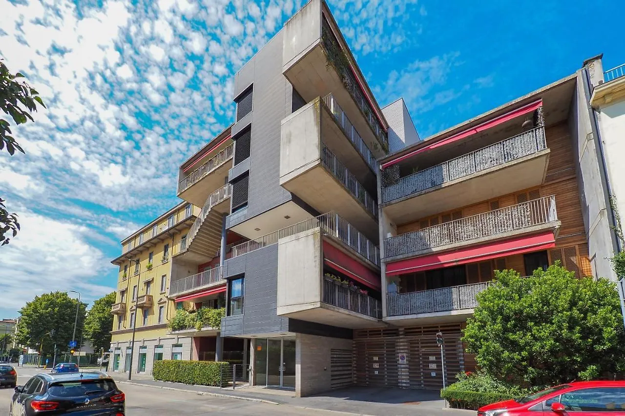 Primopiano - Eraclito Apartman Milánó 0*,  Olaszország