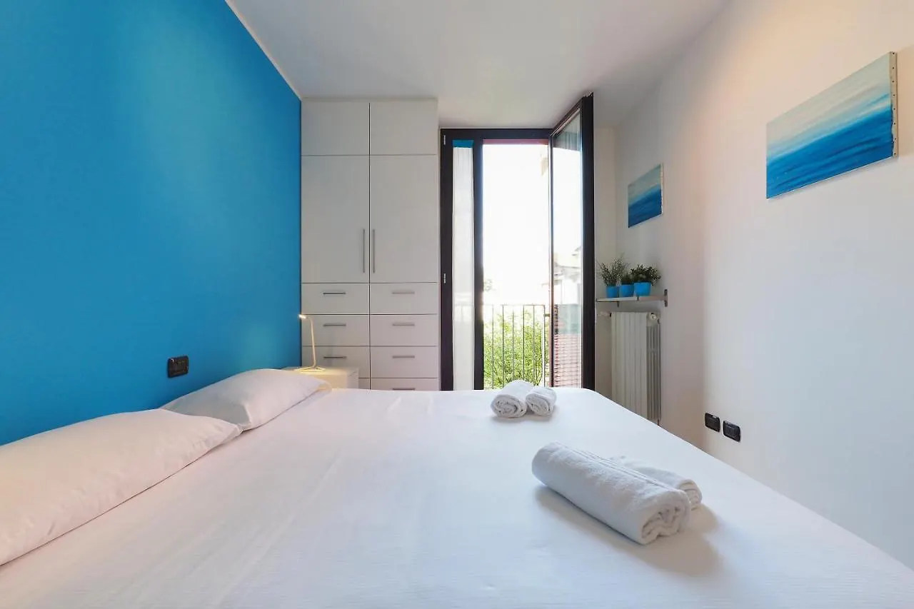 Primopiano - Eraclito Apartman Milánó Olaszország