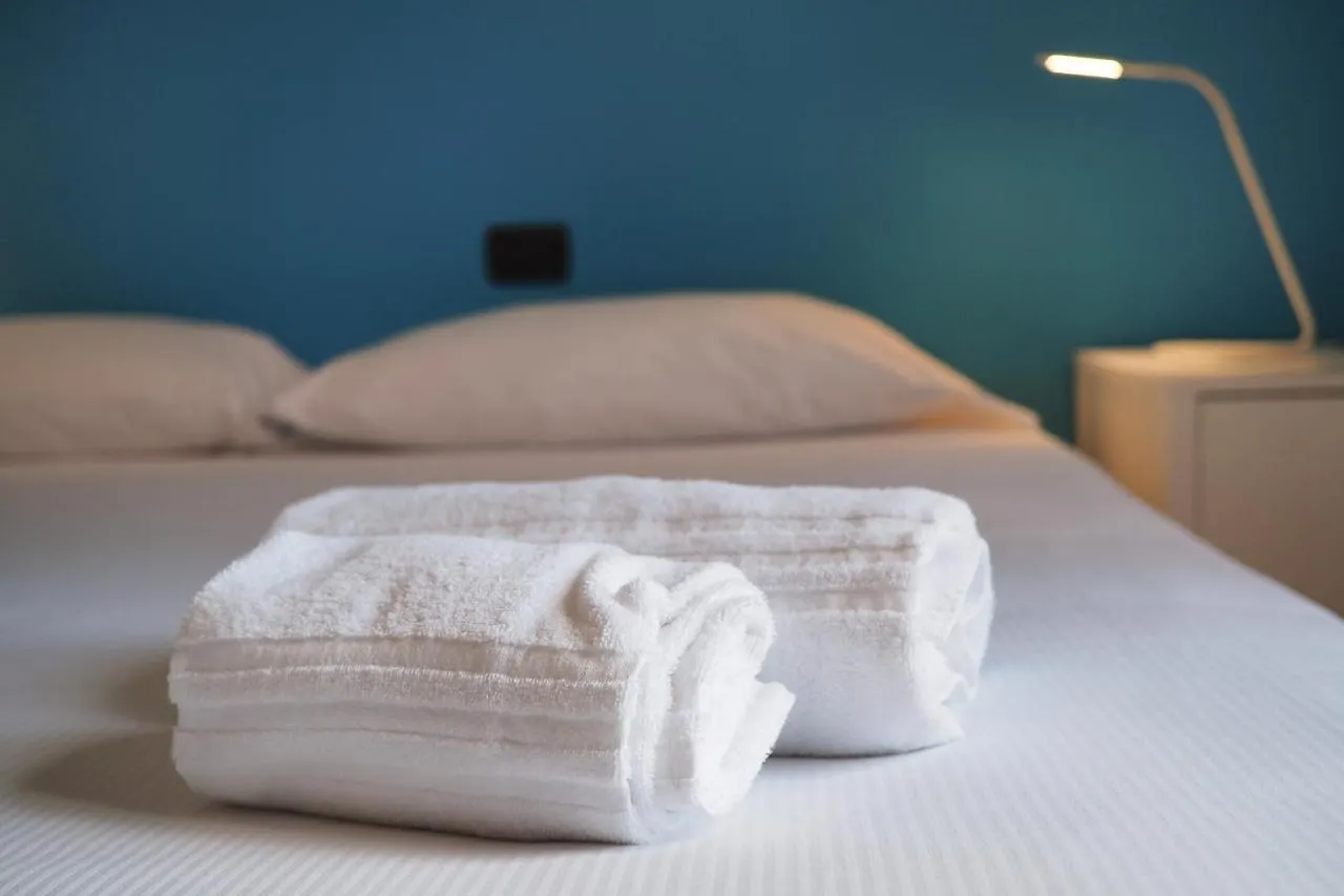 Primopiano - Eraclito Apartman Milánó Olaszország